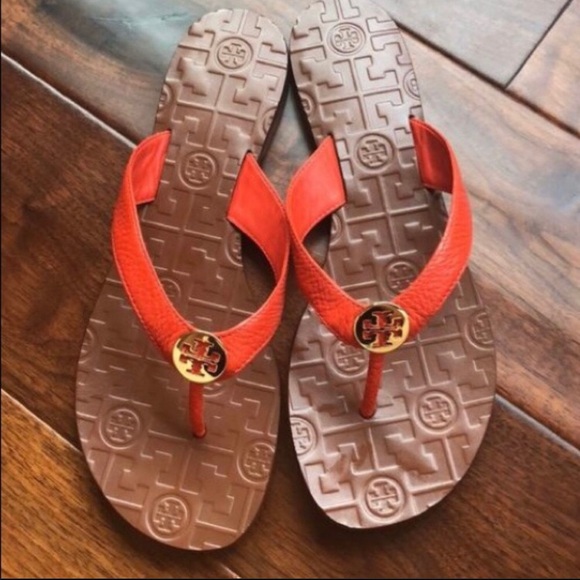 Tory Burch - Picture 1 of 5